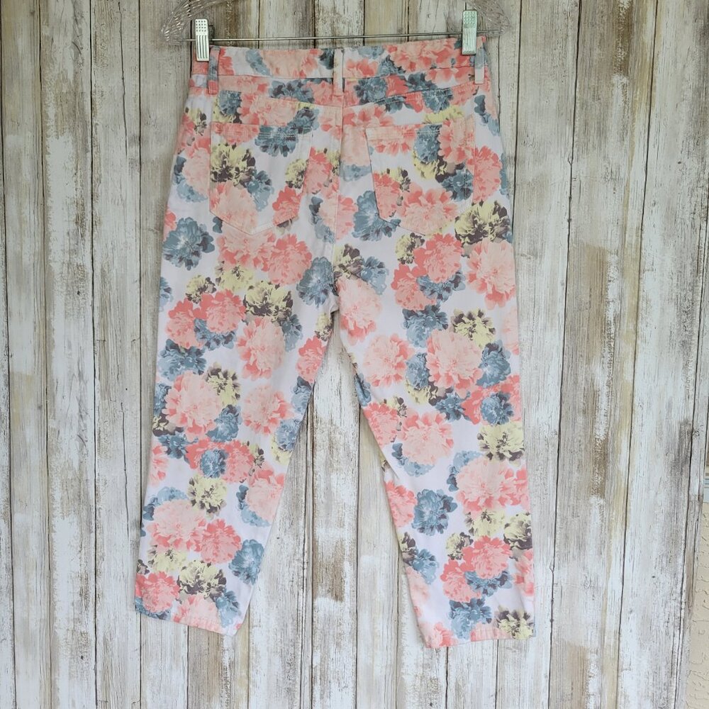 Charter Club Bristol Floral Capri Jeans Sz 6P - Picture 4 of 9